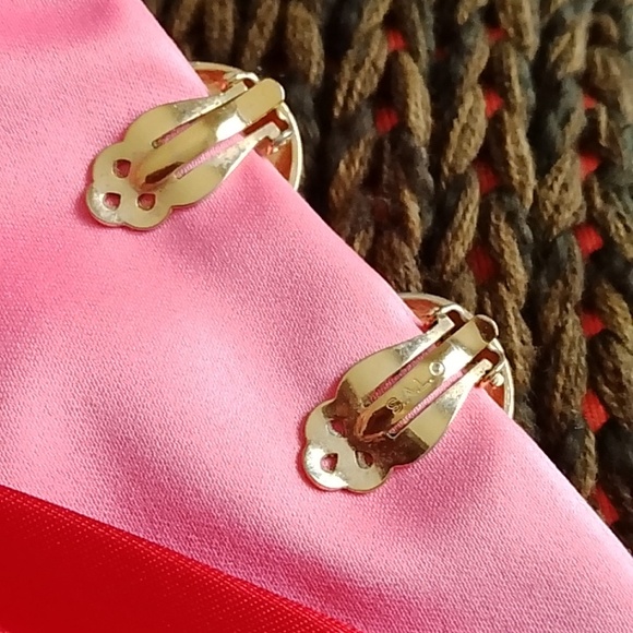 S.A.L Swarovski Signed Ravoli Blue Crystal Gold Clips Vintage - Picture 6 of 10